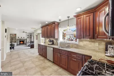 8213 Crackling Fire Drive, Gainesville, VA 20155 - Photo 18