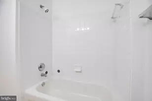 9081 Falcon Glen Ct, Bristow, VA 20136 - Photo 32