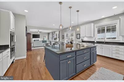 16460 Chattanooga Lane, Woodbridge, VA 22191 - Photo 8