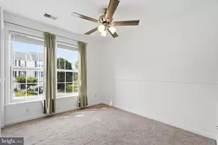9041 Falcon Glen Ct, Bristow, VA 20136 - Photo 16