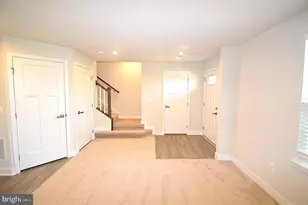 11328 Willow Green Cir, Manassas, VA 20109 - Photo 8