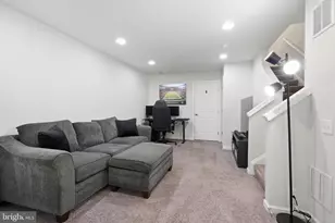17008 Hoskins Way, Dumfries, VA 22026 - Photo 28