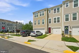 17008 Hoskins Way, Dumfries, VA 22026 - Photo 2