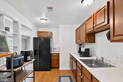 12705 Gordon Boulevard #30, Woodbridge, VA 22192 - Photo 4