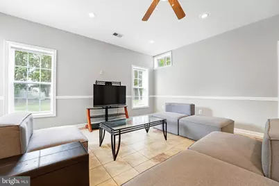 14863 Chimbote Court #BASEMENT, Gainesville, VA 20155 - Photo 6