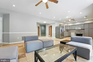 14863 Chimbote Ct, Gainesville, VA 20155 - Photo 2