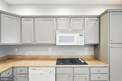 14863 Chimbote Court #BASEMENT, Gainesville, VA 20155 - Photo 8