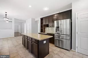 3592 Water Birch Ct, Woodbridge, VA 22192 - Photo 10
