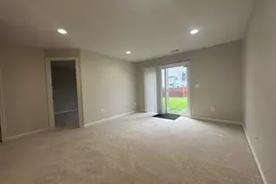 2139 Callao Ct, Woodbridge, VA 22191 - Photo 2