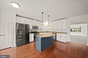 2289 Kew Gardens Dr, Woodbridge, VA 22191 - Photo 10