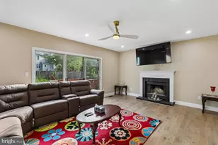 3504 Lacrosse Ct, Woodbridge, VA 22193 - Photo 10