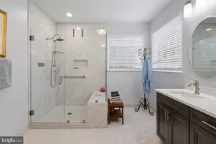16908 Four Seasons Dr, Dumfries, VA 22025 - Photo 28