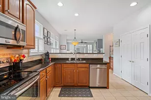16908 Four Seasons Dr, Dumfries, VA 22025 - Photo 14