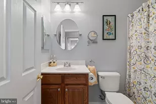 16908 Four Seasons Dr, Dumfries, VA 22025 - Photo 32