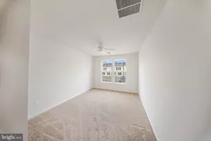 9326 Alvyn Lake Cir, Bristow, VA 20136 - Photo 20
