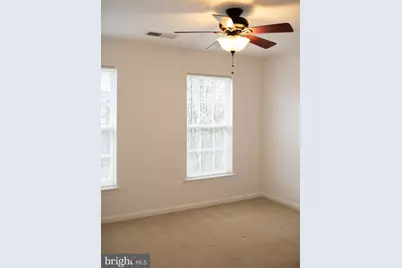 18061 Camdenhurst Drive, Gainesville, VA 20155 - Photo 24