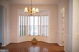 18061 Camdenhurst Dr, Gainesville, VA 20155 - Photo 6