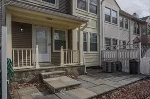 3829 Salemway Ct, Woodbridge, VA 22192 - Photo 2