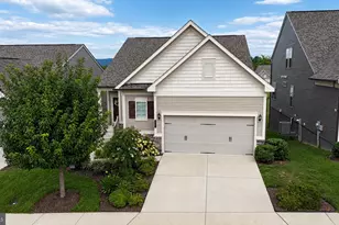 6840 Gerber Daisy Ln, Haymarket, VA 20169 - Photo 2