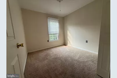 12914 Lockleven Lane, Woodbridge, VA 22192 - Photo 14