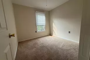 12914 Lockleven Ln, Woodbridge, VA 22192 - Photo 14