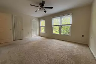 12914 Lockleven Ln, Woodbridge, VA 22192 - Photo 10
