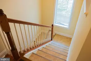 15213 Lancashire Dr, Woodbridge, VA 22191 - Photo 8