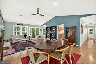 12542 Cavalier Dr, Woodbridge, VA 22192 - Photo 8