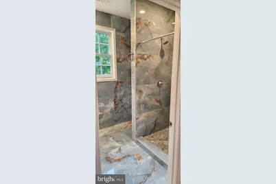 402 McKenzie Drive, Occoquan, VA 22125 - Photo 10