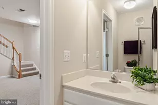1831 Cedar Cove Way, Woodbridge, VA 22191 - Photo 38