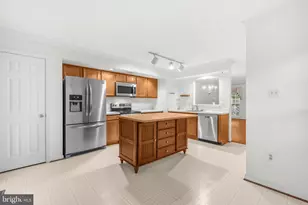 12835 Mill Brook Ct, Woodbridge, VA 22192 - Photo 10
