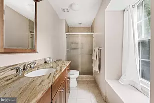 4525 Edsall Dr, Woodbridge, VA 22193 - Photo 36