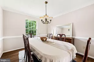 4525 Edsall Dr, Woodbridge, VA 22193 - Photo 16