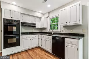 12203 Ashley Ct, Manassas, VA 20112 - Photo 12