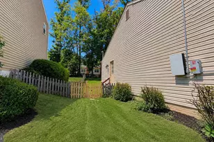 12554 Cantilever Ct, Woodbridge, VA 22192 - Photo 2
