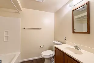 12554 Cantilever Ct, Woodbridge, VA 22192 - Photo 6