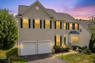 3132 Eagle Ridge Dr, Woodbridge, VA 22191 - Photo 2