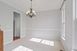 6713 Selbourne Ln, Gainesville, VA 20155 - Photo 42