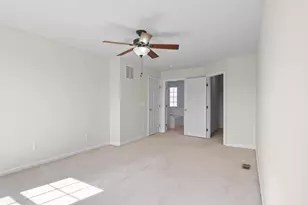 6713 Selbourne Ln, Gainesville, VA 20155 - Photo 26