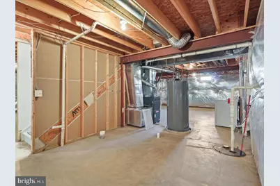 6713 Selbourne Lane, Gainesville, VA 20155 - Photo 14