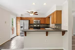7843 Sabre Ct, Manassas, VA 20109 - Photo 16