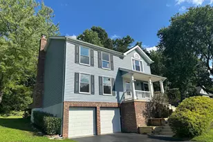 16125 Olmstead Ln, Woodbridge, VA 22191 - Photo 4