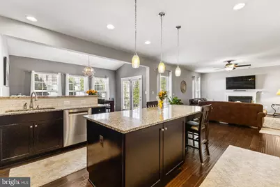 12380 Southington Drive, Woodbridge, VA 22192 - Photo 14