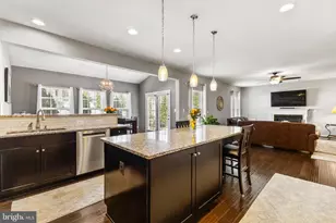 12380 Southington Dr, Woodbridge, VA 22192 - Photo 14