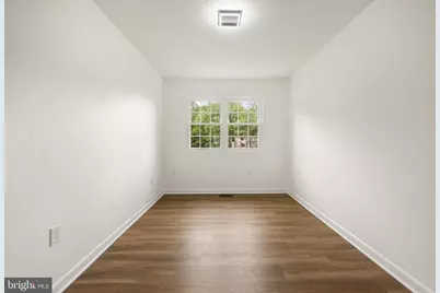 14874 Emberdale Drive, Woodbridge, VA 22193 - Photo 18