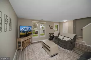 4686 Whitely Ct, Woodbridge, VA 22193 - Photo 4