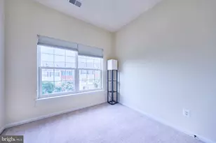 13070 Shenvale Cir, Bristow, VA 20136 - Photo 32