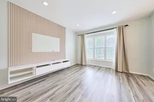 13070 Shenvale Cir, Bristow, VA 20136 - Photo 10