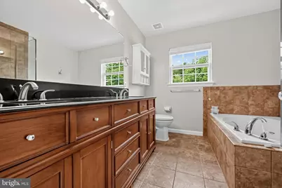 5251 Quebec Place, Woodbridge, VA 22193 - Photo 32