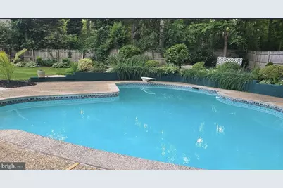 3237 Riverview Drive, Triangle, VA 22172 - Photo 2